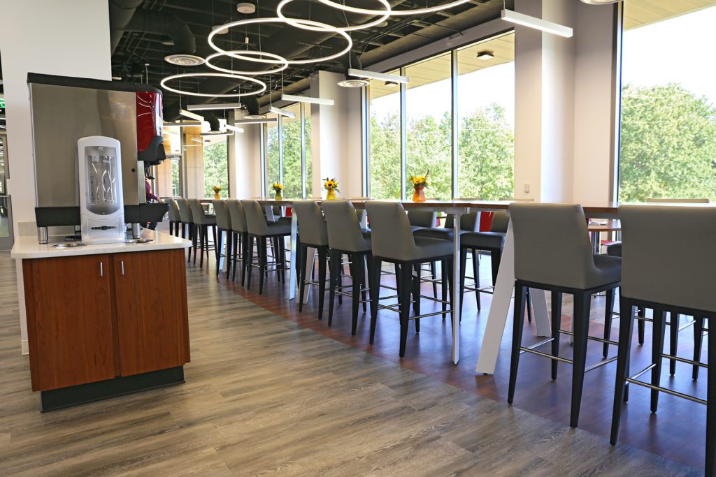 wbinteriors_gallery_liberty_bank_image25_2022-1024x683